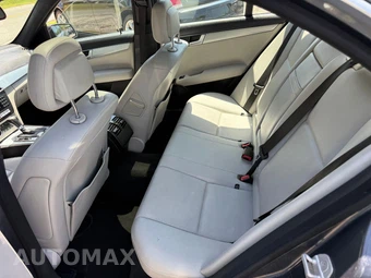 2014 Mercedes-Benz C 250 Sedan – miniatura 11