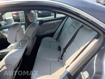 2014 Mercedes-Benz C 250 Sedan – miniatura 13