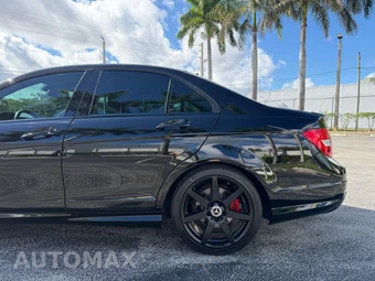 2014 Mercedes-Benz C 250 Sedan - miniatura 11
