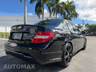 2014 Mercedes-Benz C 250 Sedan - miniatura 17