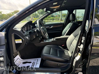 2014 Mercedes-Benz C 250 Sedan - miniatura 27