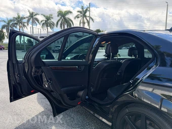 2014 Mercedes-Benz C 250 Sedan - miniatura 36