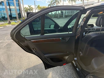 2014 Mercedes-Benz C 250 Sedan - miniatura 37