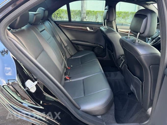 2014 Mercedes-Benz C 250 Sedan - miniatura 44