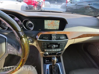 2014 Mercedes-Benz C 250 Sedan – miniatura 11
