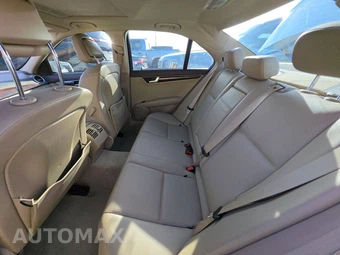 2014 Mercedes-Benz C 250 Sedan – miniatura 13