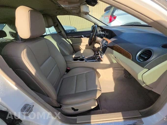 2014 Mercedes-Benz C 250 Sedan – miniatura 8