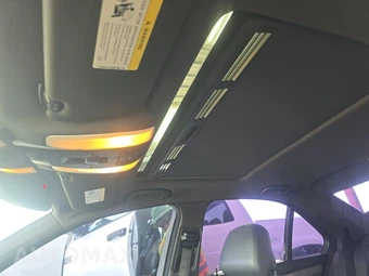 2014 Mercedes-Benz C 250 Sedan – miniatura 18