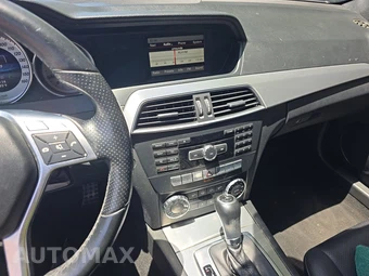 2014 Mercedes-Benz C 250 Sedan – miniatura 11