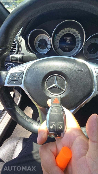 2014 Mercedes-Benz C 250 Sedan – miniatura 28