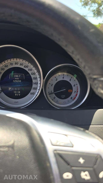 2014 Mercedes-Benz C 250 Sedan – miniatura 31