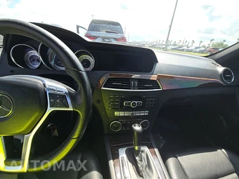 2014 Mercedes-Benz C 250 Sedan – miniatura 11