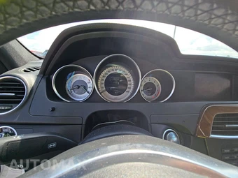 2014 Mercedes-Benz C 250 Sedan – miniatura 12