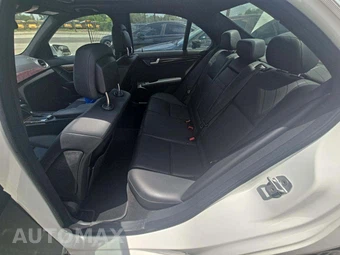 2014 Mercedes-Benz C 250 Sedan – miniatura 13