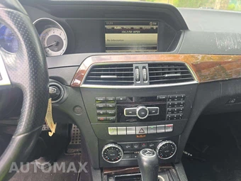 2014 Mercedes-Benz C 300 4MATIC Sedan – miniatura 7