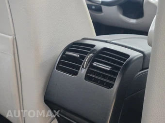 2014 Mercedes-Benz C 300 4MATIC Sedan - miniatura 27