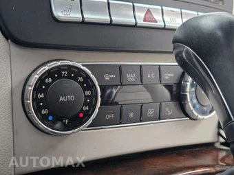 2014 Mercedes-Benz C 300 4MATIC Sedan - miniatura 38