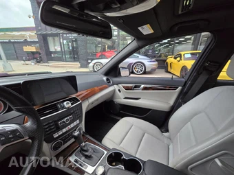 2014 Mercedes-Benz C 300 4MATIC Sedan - miniatura 40