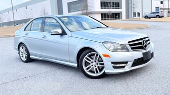 2014 Mercedes-Benz C 300 4MATIC Sedan – miniatura 2