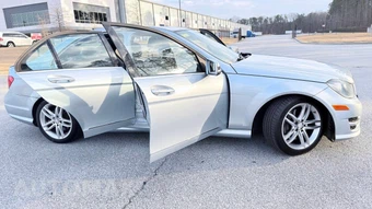 2014 Mercedes-Benz C 300 4MATIC Sedan – miniatura 25