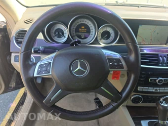 2014 Mercedes-Benz C 300 4MATIC Sedan – miniatura 10
