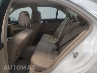 2014 Mercedes-Benz C 300 4MATIC Sedan - miniatura 13