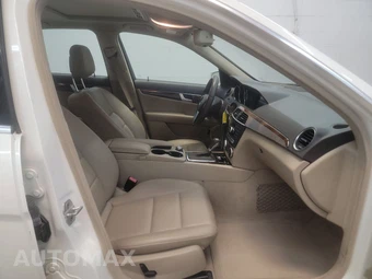 2014 Mercedes-Benz C 300 4MATIC Sedan - miniatura 8