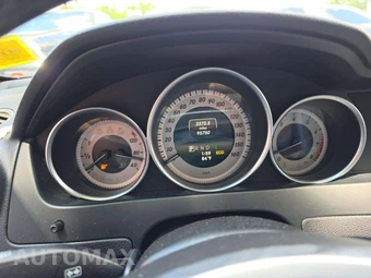 2014 Mercedes-Benz C 300 4MATIC Sedan - miniatura 9