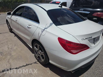 2014 Mercedes-Benz CLA 250 4MATIC – miniatura 2