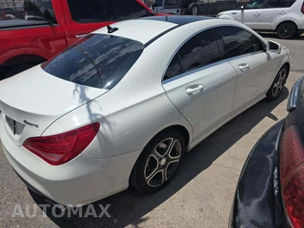 2014 Mercedes-Benz CLA 250 4MATIC – miniatura 3