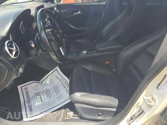 2014 Mercedes-Benz CLA 250 4MATIC – miniatura 6