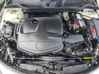 2014 Mercedes-Benz CLA 250 - miniatura 15