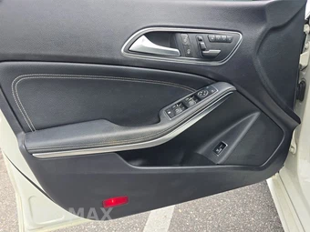 2014 Mercedes-Benz CLA 250 - miniatura 9