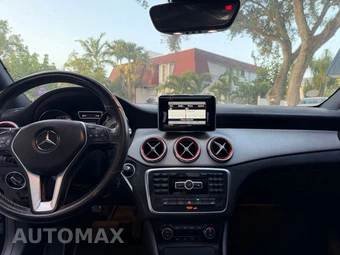 2014 Mercedes-Benz CLA 250 – miniatura 19