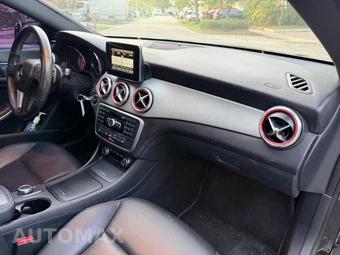2014 Mercedes-Benz CLA 250 – miniatura 24