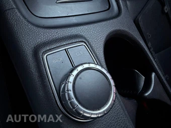 2014 Mercedes-Benz CLA 250 – miniatura 26
