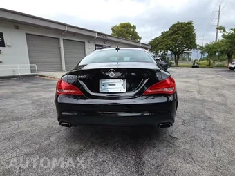 2014 Mercedes-Benz CLA 250 – miniatura 4