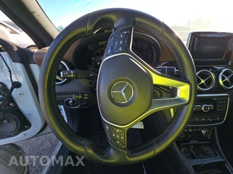 2014 Mercedes-Benz CLA 250 – miniatura 10