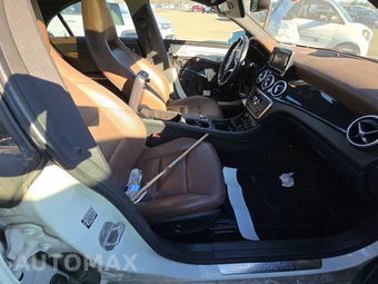 2014 Mercedes-Benz CLA 250 – miniatura 8