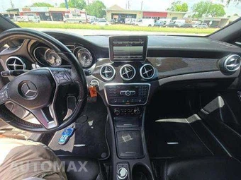 2014 Mercedes-Benz CLA 250 – miniatura 10