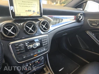 2014 Mercedes-Benz CLA 250 - miniatura 11