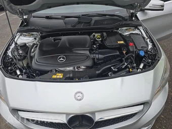 2014 Mercedes-Benz CLA 250 – miniatura 15