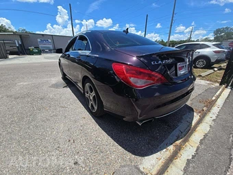 2014 Mercedes-Benz CLA 250 - miniatura 2