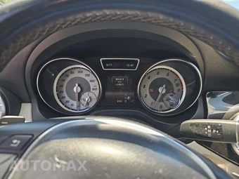 2014 Mercedes-Benz CLA 250 - miniatura 9
