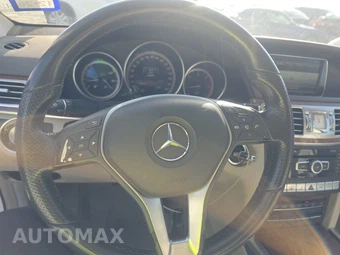2014 Mercedes-Benz E 250 BlueTEC 4MATIC Sedan - miniatura 10