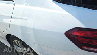 2014 Mercedes-Benz E 250 BlueTEC Sedan - miniatura 25