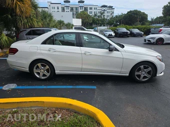 2014 Mercedes-Benz E 350 4MATIC Sedan - miniatura 4