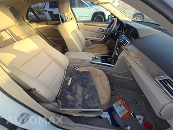 2014 Mercedes-Benz E 350 4MATIC Sedan – miniatura 8