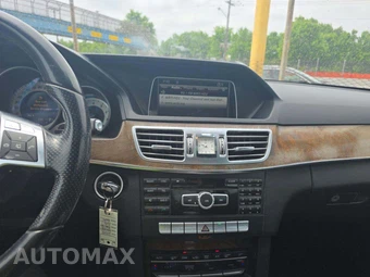 2014 Mercedes-Benz E 350 4MATIC Sedan – miniatura 10