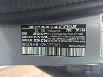2014 Mercedes-Benz E 350 4MATIC Sedan – miniatura 5